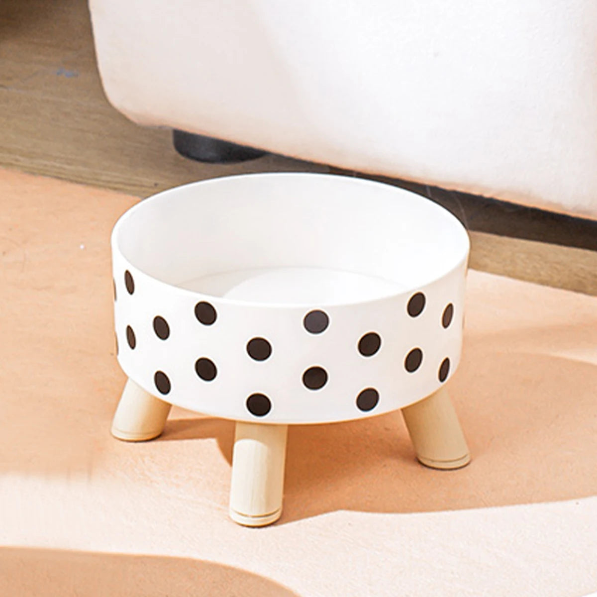 Polka Dot Non-Slip Plastic Pet Bowl for Cats and Dogs