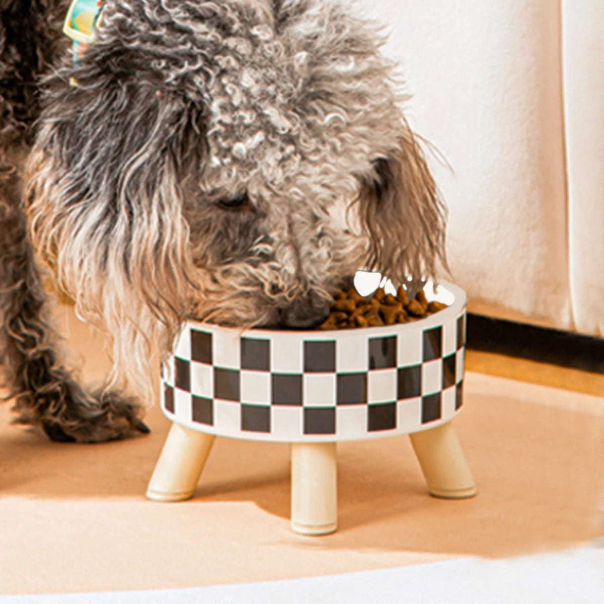 Polka Dot Non-Slip Plastic Pet Bowl for Cats and Dogs