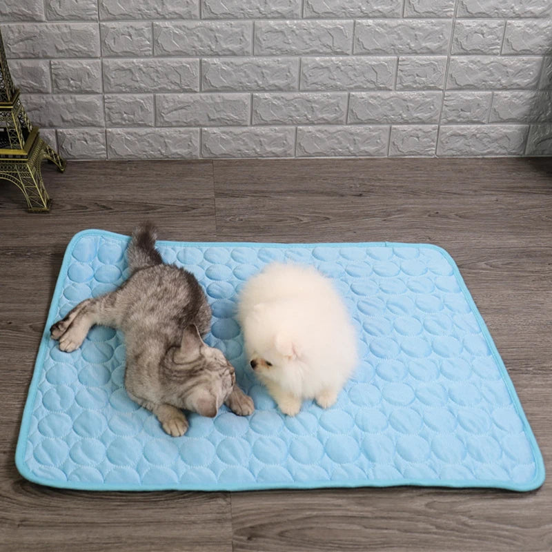 Breathable Cooling Mat for Cats and Puppies - Pet Bed Blanket