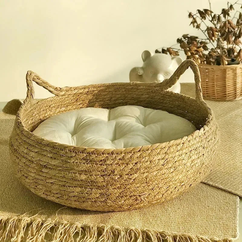 Natural Woven Cat Bed & Washable Heating Pad for All Seasons