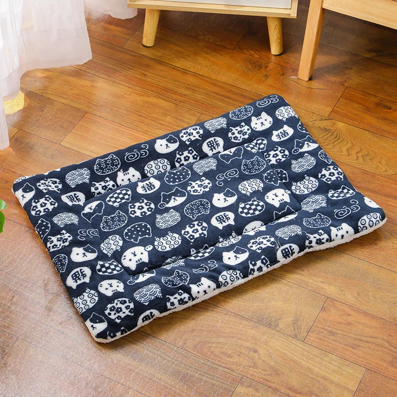 Warm Flannel Cat and Dog Mat - Soft, Breathable Comfort