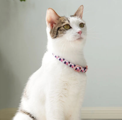 Adjustable Soft Nylon Cat Collar with Small Bell 15-30cm