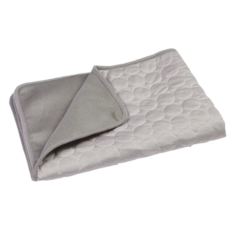 Breathable Cooling Mat for Cats and Puppies - Pet Bed Blanket