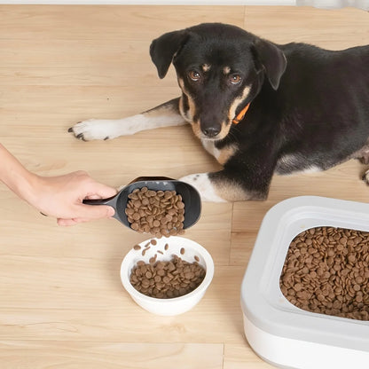 Large Capacity Pet Food Scoop for Cats and Dogs