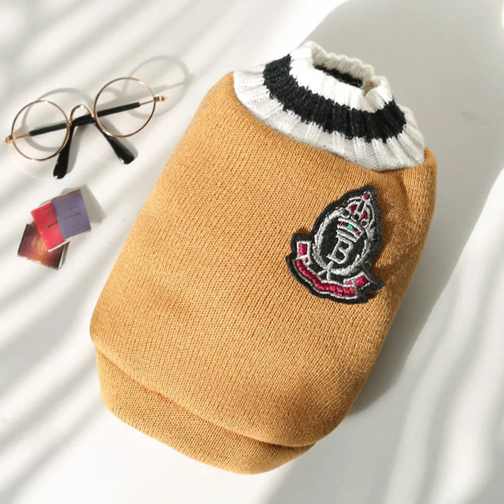 Cozy Dog and Cat Hooded Sweatshirt for Winter Wear