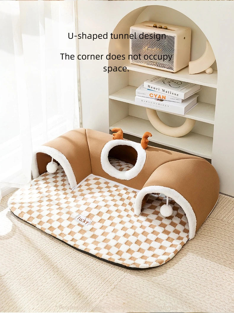 Reindeer-Themed Cat Tunnel Hideaway and Plush Bed
