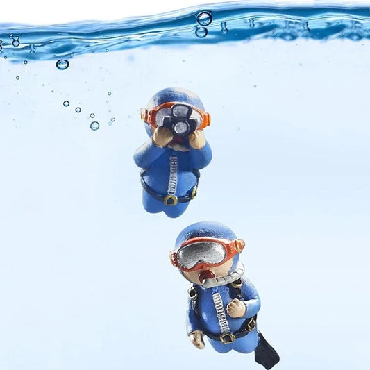 Realistic Floating Diver Ornament for Fish Tank Decoration