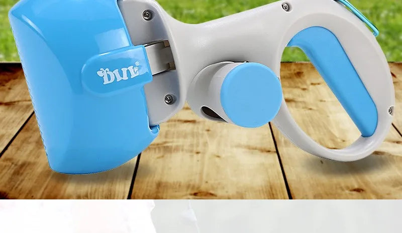 Portable Dog Poop Scooper with Bag Dispenser for Easy Cleanup